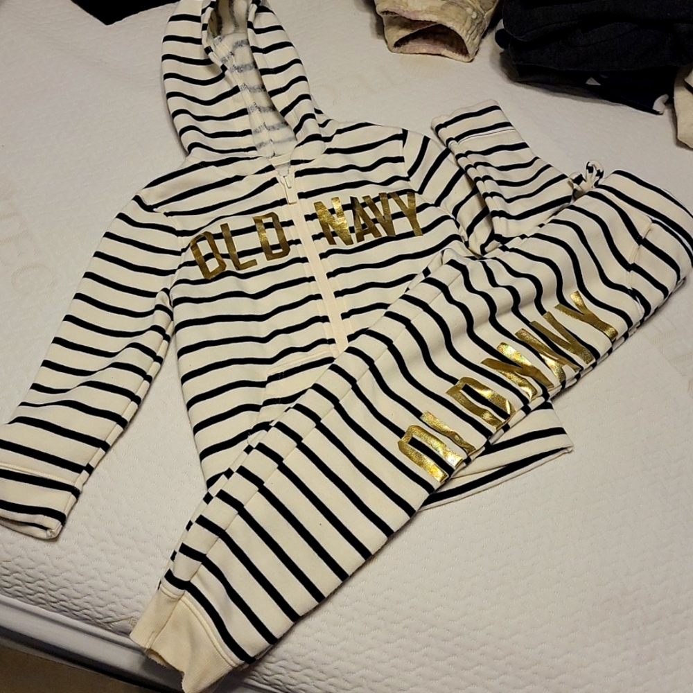 Sweatsuit
